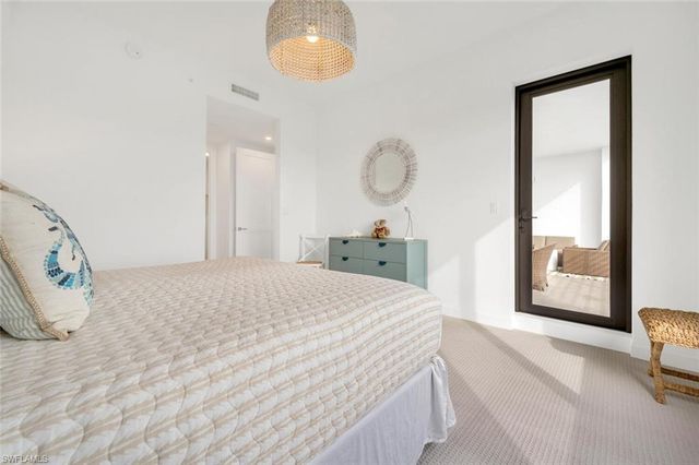 1125 Central AVE 477, Naples, FL 34102
