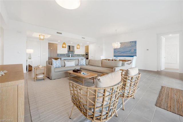 1125 Central AVE 477, Naples, FL 34102