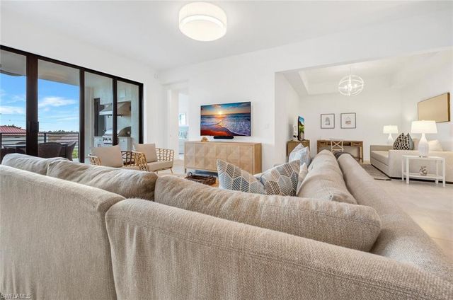 1125 Central AVE 477, Naples, FL 34102