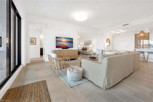 1125 Central AVE 477, Naples, FL 34102