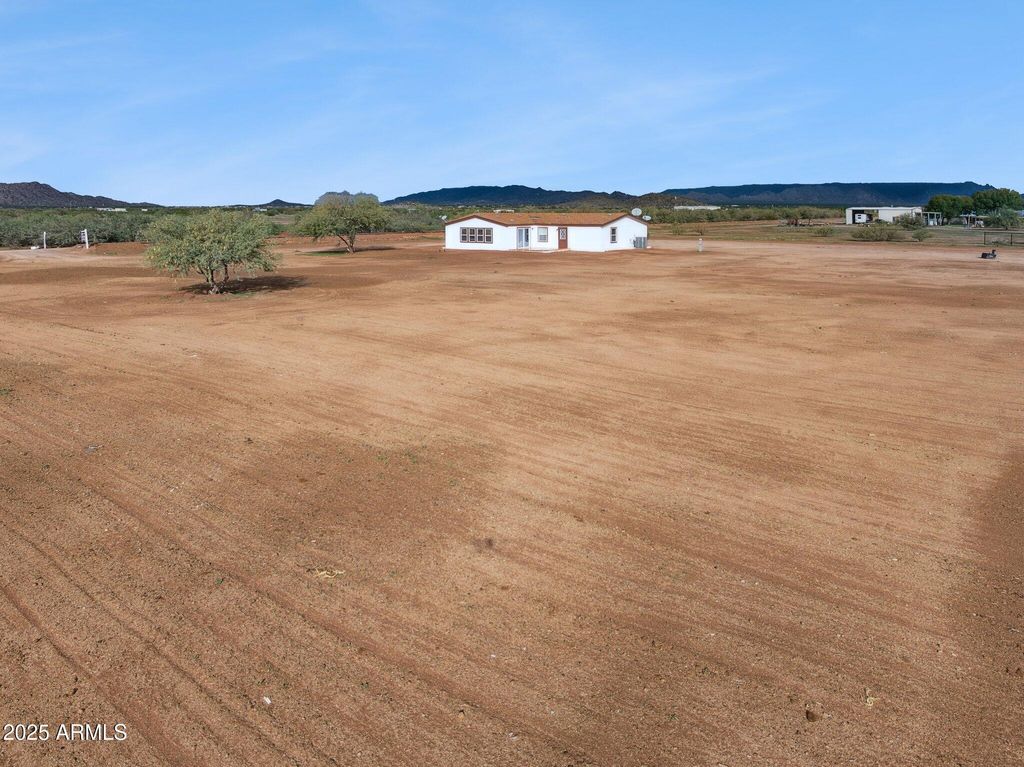 53531 W BUCK Drive, Maricopa, AZ 85139