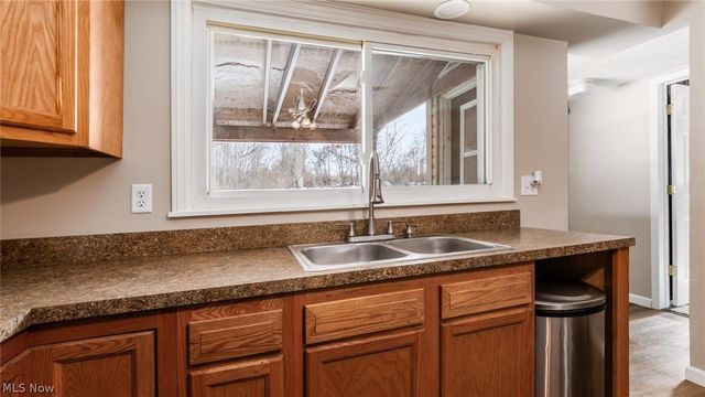 10050 Norwich Drive, Norwich, OH 43767