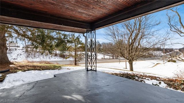 10050 Norwich Drive, Norwich, OH 43767