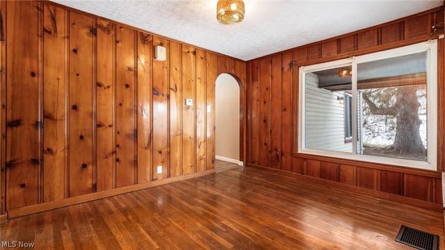 10050 Norwich Drive, Norwich, OH 43767