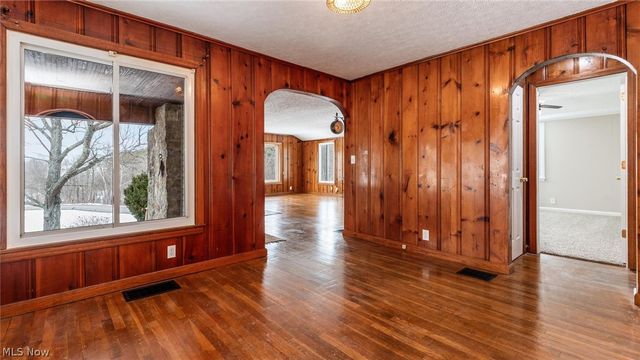 10050 Norwich Drive, Norwich, OH 43767