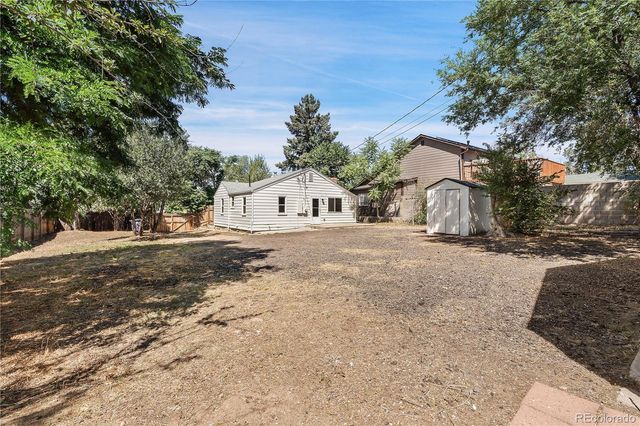 564 S Stuart Street, Denver, CO 80219