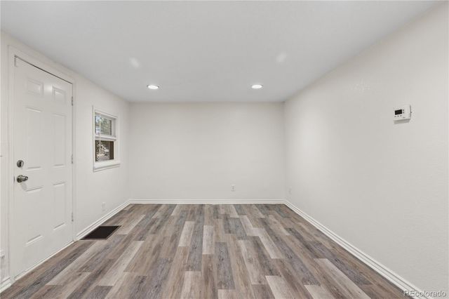 564 S Stuart Street, Denver, CO 80219