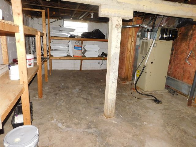 4305 Clairton Blvd, Brentwood, PA 15236