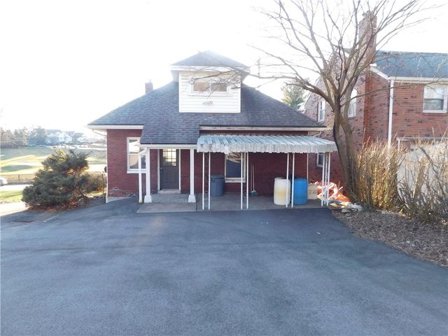 4305 Clairton Blvd, Brentwood, PA 15236