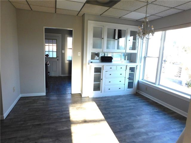 4305 Clairton Blvd, Brentwood, PA 15236