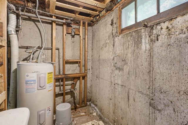 10121 E 4TH Ave, Spokane Valley, WA 99206