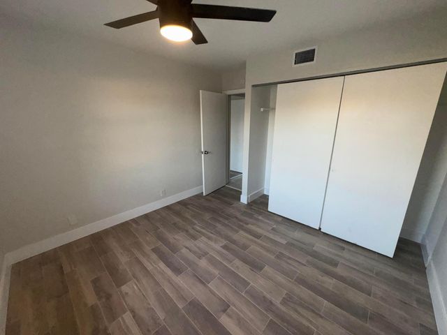 1798 Abbey Road 207, West Palm Beach, FL 33415