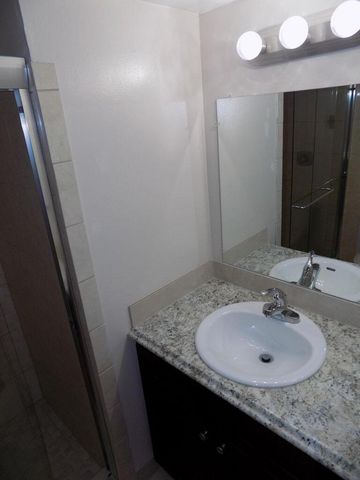 1798 Abbey Road 207, West Palm Beach, FL 33415