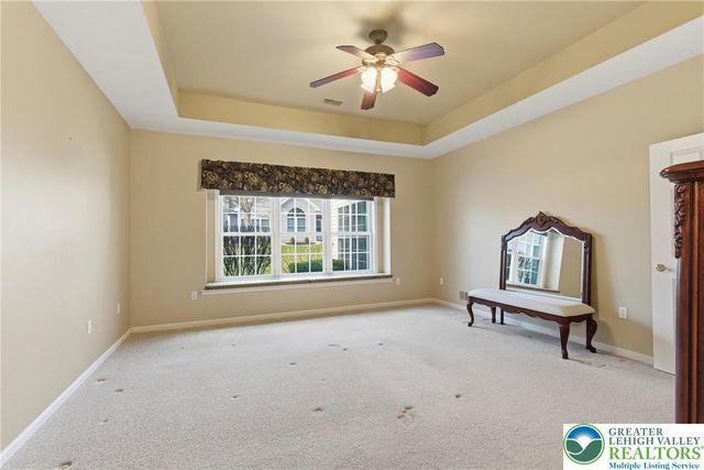 16 Kent Lane, Palmer Twp, PA 18045
