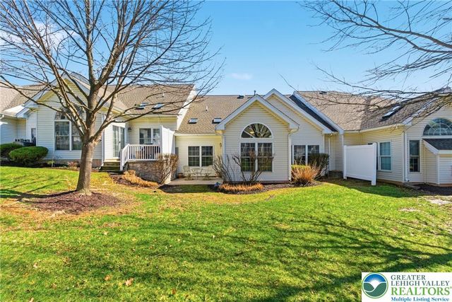16 Kent Lane, Palmer Twp, PA 18045