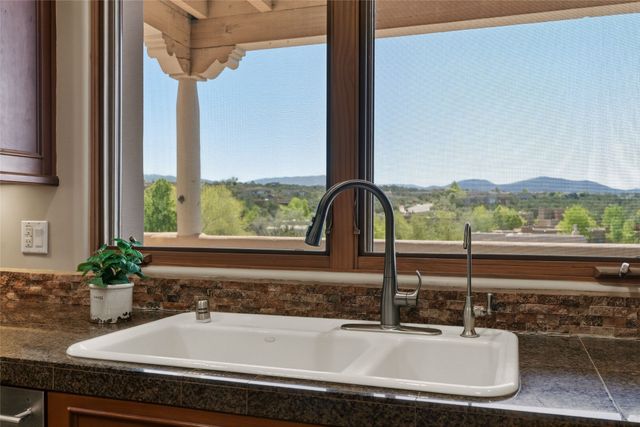 1730 Ridge Pointe Loop, Santa Fe, NM 87506
