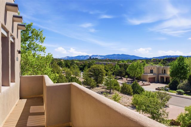 1730 Ridge Pointe Loop, Santa Fe, NM 87506