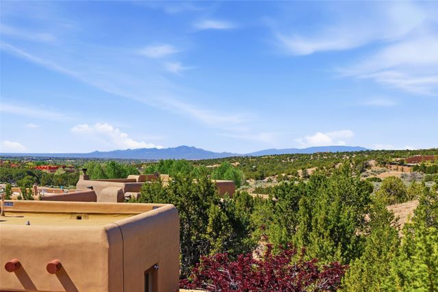 1730 Ridge Pointe Loop, Santa Fe, NM 87506