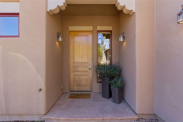 1730 Ridge Pointe Loop, Santa Fe, NM 87506