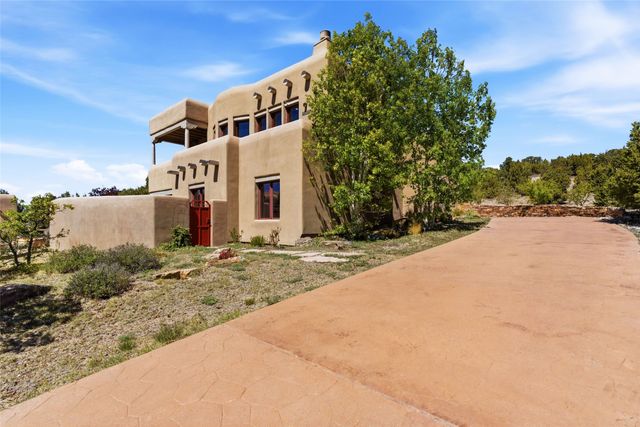 1730 Ridge Pointe Loop, Santa Fe, NM 87506