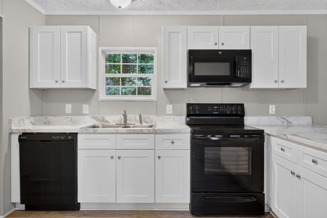3234 Short Mountain Rd, Mcminnville, TN 37110