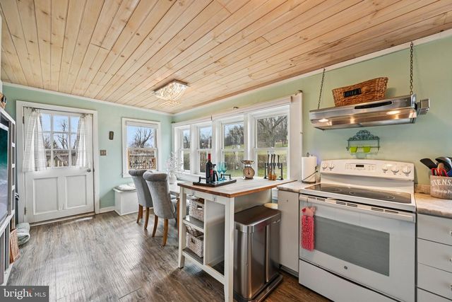 1420 PINCH VALLEY RD, Westminster, MD 21158