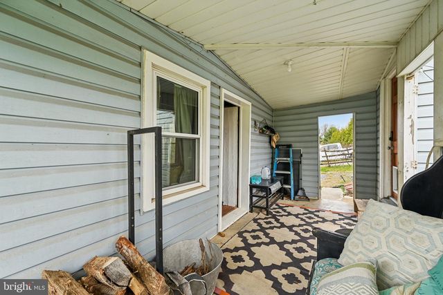 1420 PINCH VALLEY RD, Westminster, MD 21158