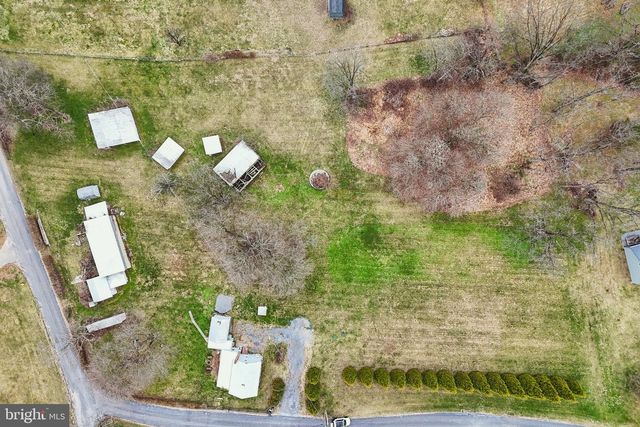 1420 PINCH VALLEY RD, Westminster, MD 21158