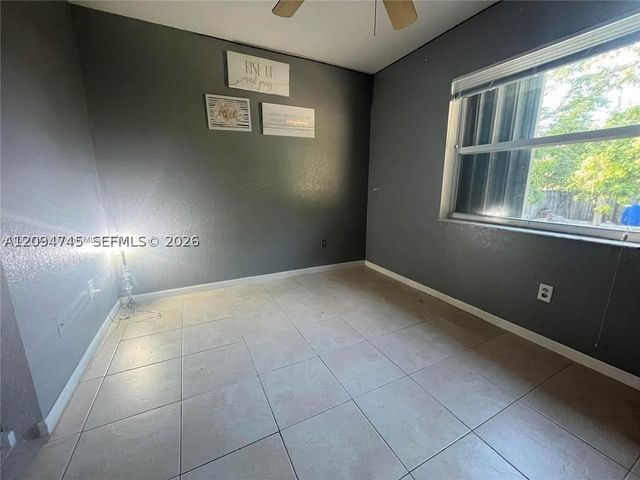 3421 SW 12th Ct A, Fort Lauderdale, FL 33312