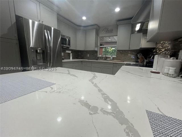3421 SW 12th Ct A, Fort Lauderdale, FL 33312