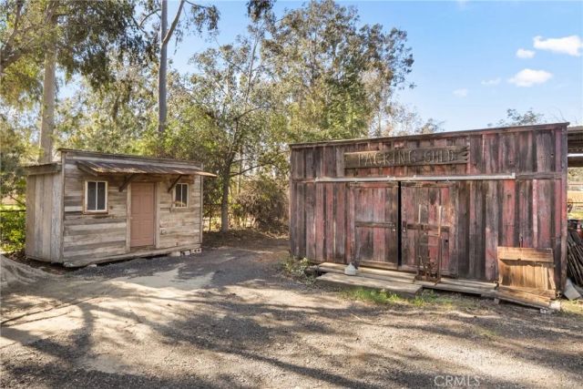 6091 Appaloosa Avenue, Jurupa Valley, CA 92509