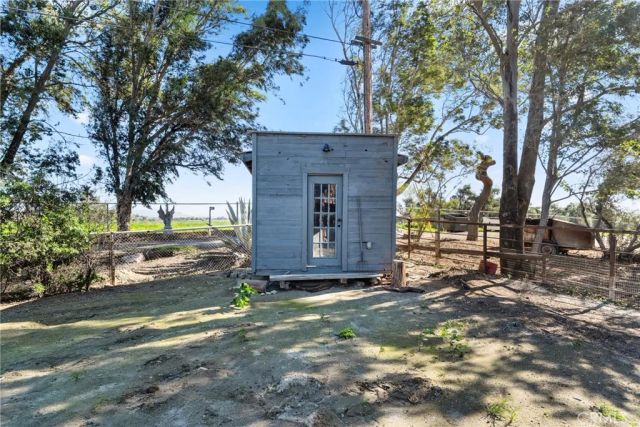 6091 Appaloosa Avenue, Jurupa Valley, CA 92509