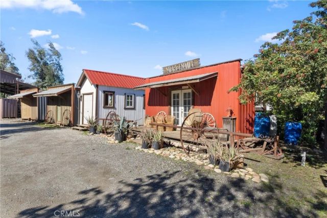 6091 Appaloosa Avenue, Jurupa Valley, CA 92509