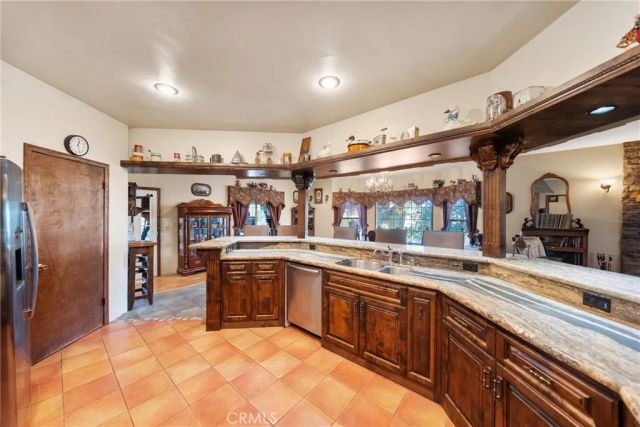 6091 Appaloosa Avenue, Jurupa Valley, CA 92509