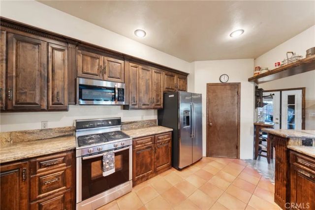 6091 Appaloosa Avenue, Jurupa Valley, CA 92509