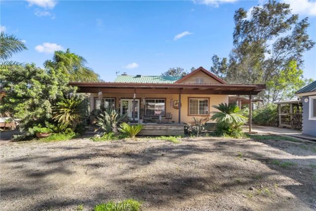 6091 Appaloosa Avenue, Jurupa Valley, CA 92509