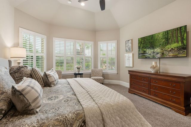 106 Timberfalls Drive, Conroe, TX 77384