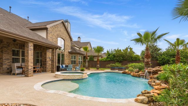 106 Timberfalls Drive, Conroe, TX 77384