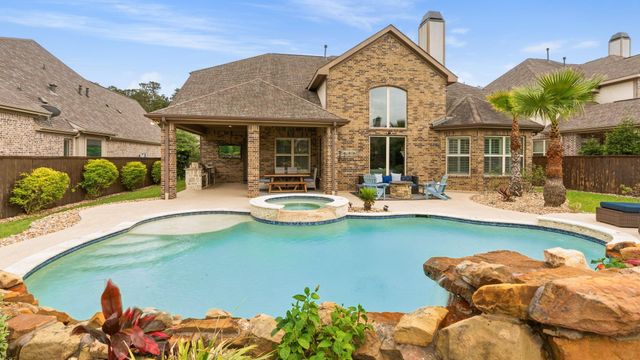 106 Timberfalls Drive, Conroe, TX 77384