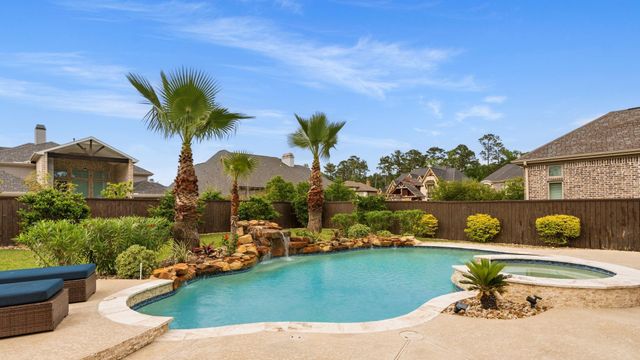 106 Timberfalls Drive, Conroe, TX 77384