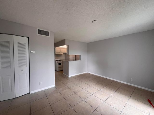 1500 N Congress Avenue A201, West Palm Beach, FL 33401