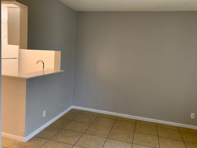 1500 N Congress Avenue A201, West Palm Beach, FL 33401