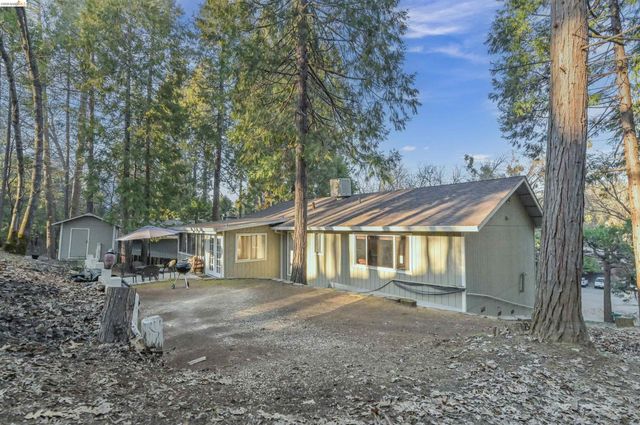 21410 Green Meadow Lane, Sonora, CA 95370