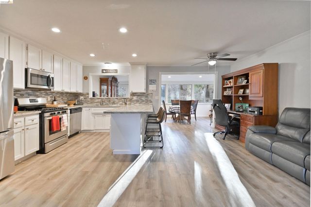 21410 Green Meadow Lane, Sonora, CA 95370