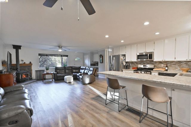 21410 Green Meadow Lane, Sonora, CA 95370