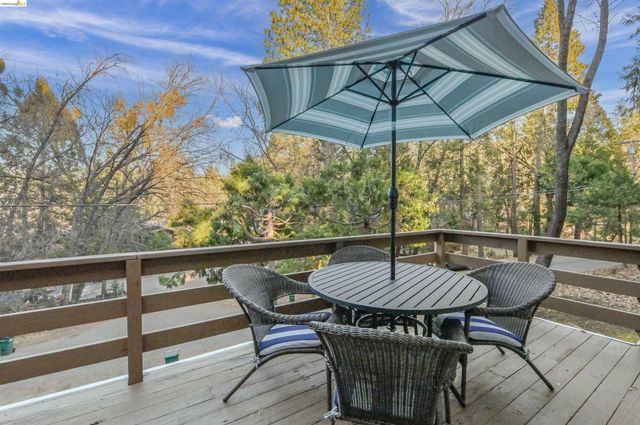 21410 Green Meadow Lane, Sonora, CA 95370