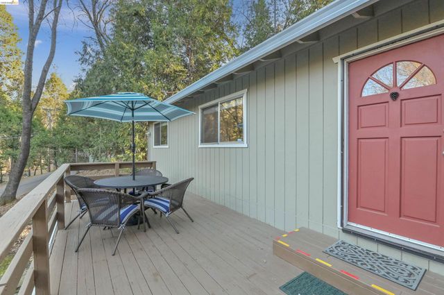 21410 Green Meadow Lane, Sonora, CA 95370