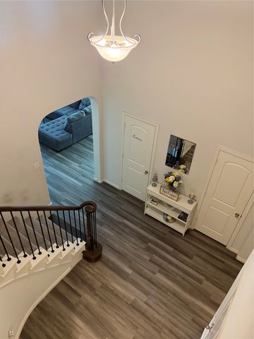 212 Watson Street, Red Oak, TX 75154