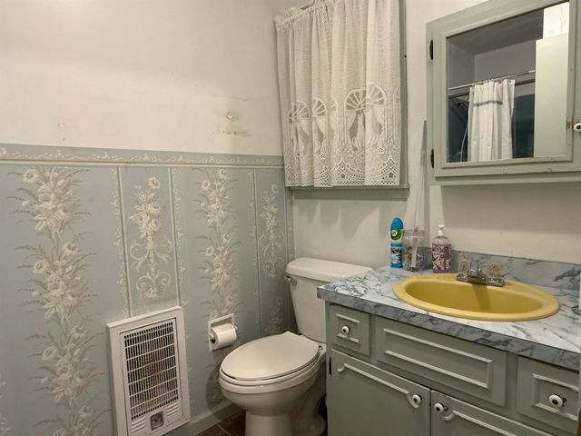 424 School St, Melbourne, AR 72556