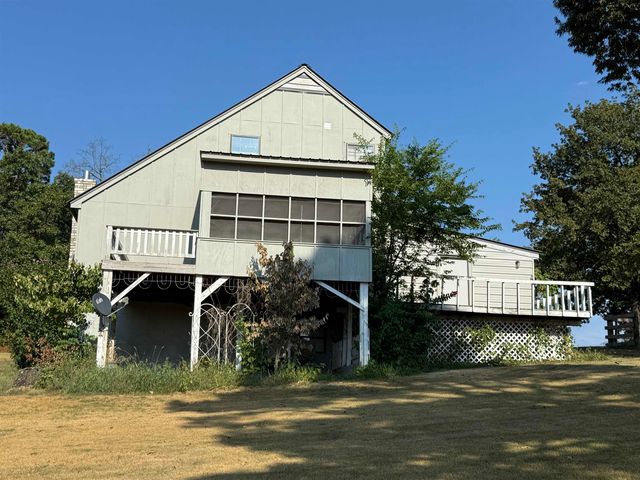 424 School St, Melbourne, AR 72556